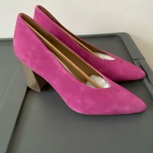 Pink and gold heels.